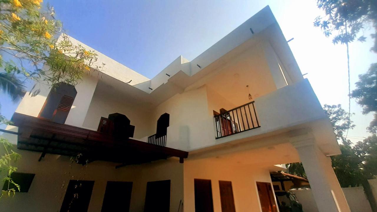 Airport Layover B&B Katunayaka Dış mekan fotoğraf