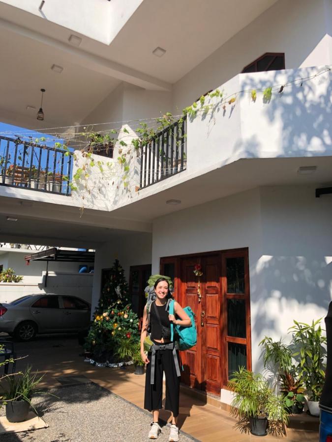 Airport Layover B&B Katunayaka Dış mekan fotoğraf